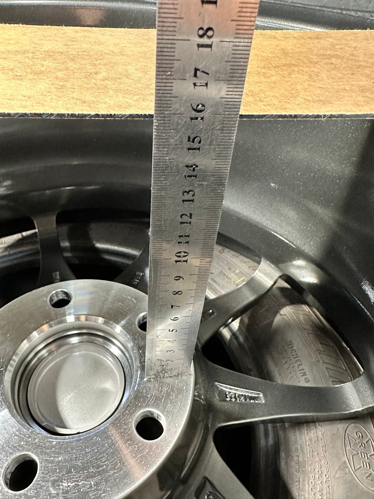 New 18X8.5 ET43 AOW Flow Formed CE28 Rim (4 wheel) Gloss Gunmetal 5X114.3