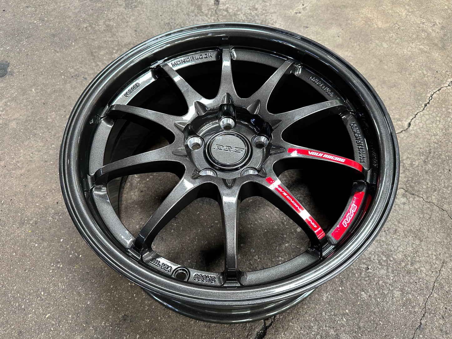 New 17X8 ET35 AOW Flow Formed CE28 Rim (4 wheel) Gloss Gunmetal 5X114.3