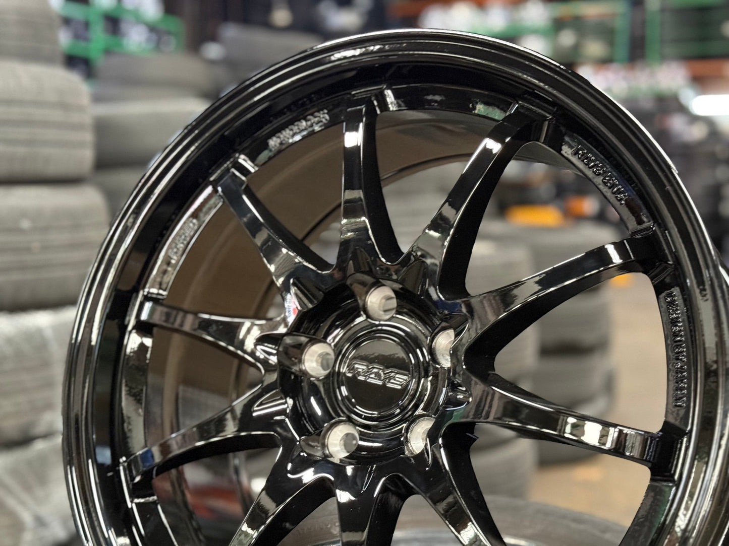 New 18X8.5 ET43 AOW Flow Formed CE28 Rim (4 wheel) Gloss Black 5X112