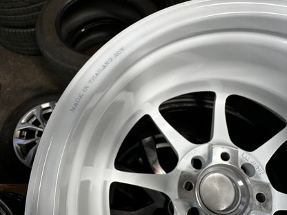 New 15X6.5 ET40 AOW Flow Formed CE28CR Rim (4 wheel) Gloss White 4X100