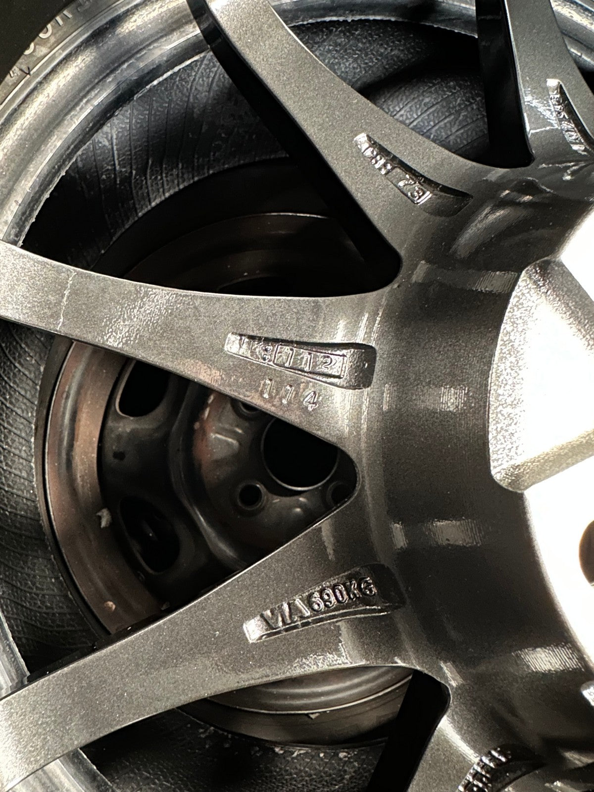 New 18X9 ET40 AOW Flow Formed CE28CR Rim (4 wheel) Gloss Gunmetal 5X112