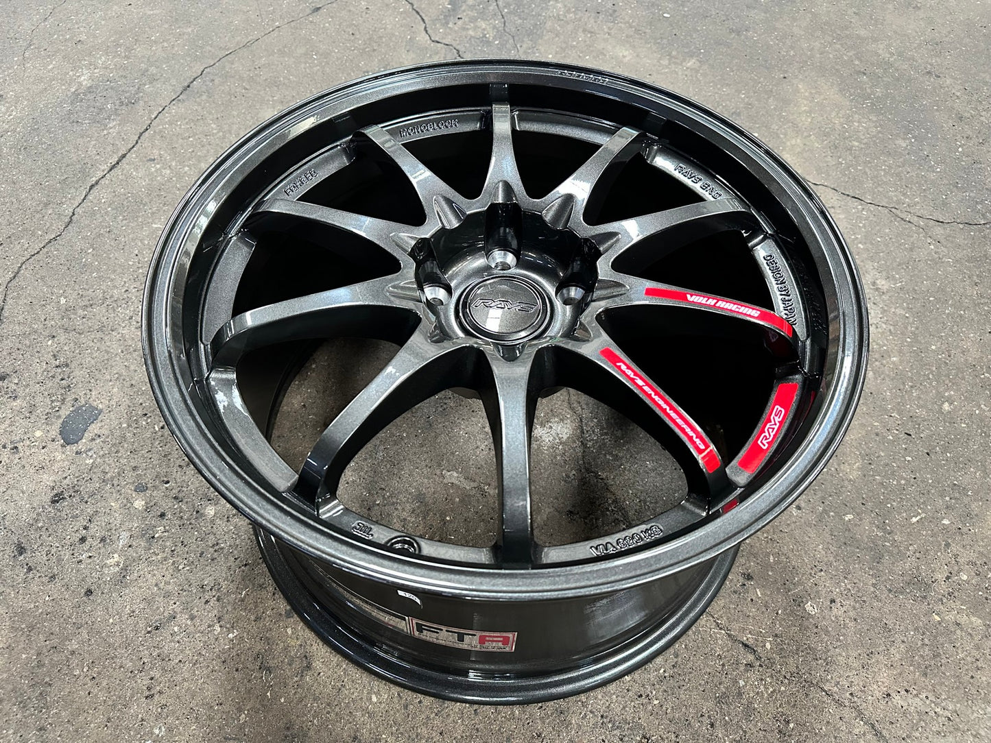 New 18X9.5 ET44 AOW Flow Formed CE28 Rim (4 wheel) Dark Gunmetal 5X120