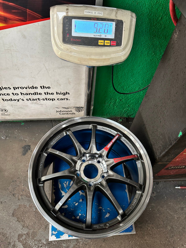 New 18X9.5 ET44 AOW Flow Formed CE28SLRim (4 wheel) Gloss Gunmetal 5X120