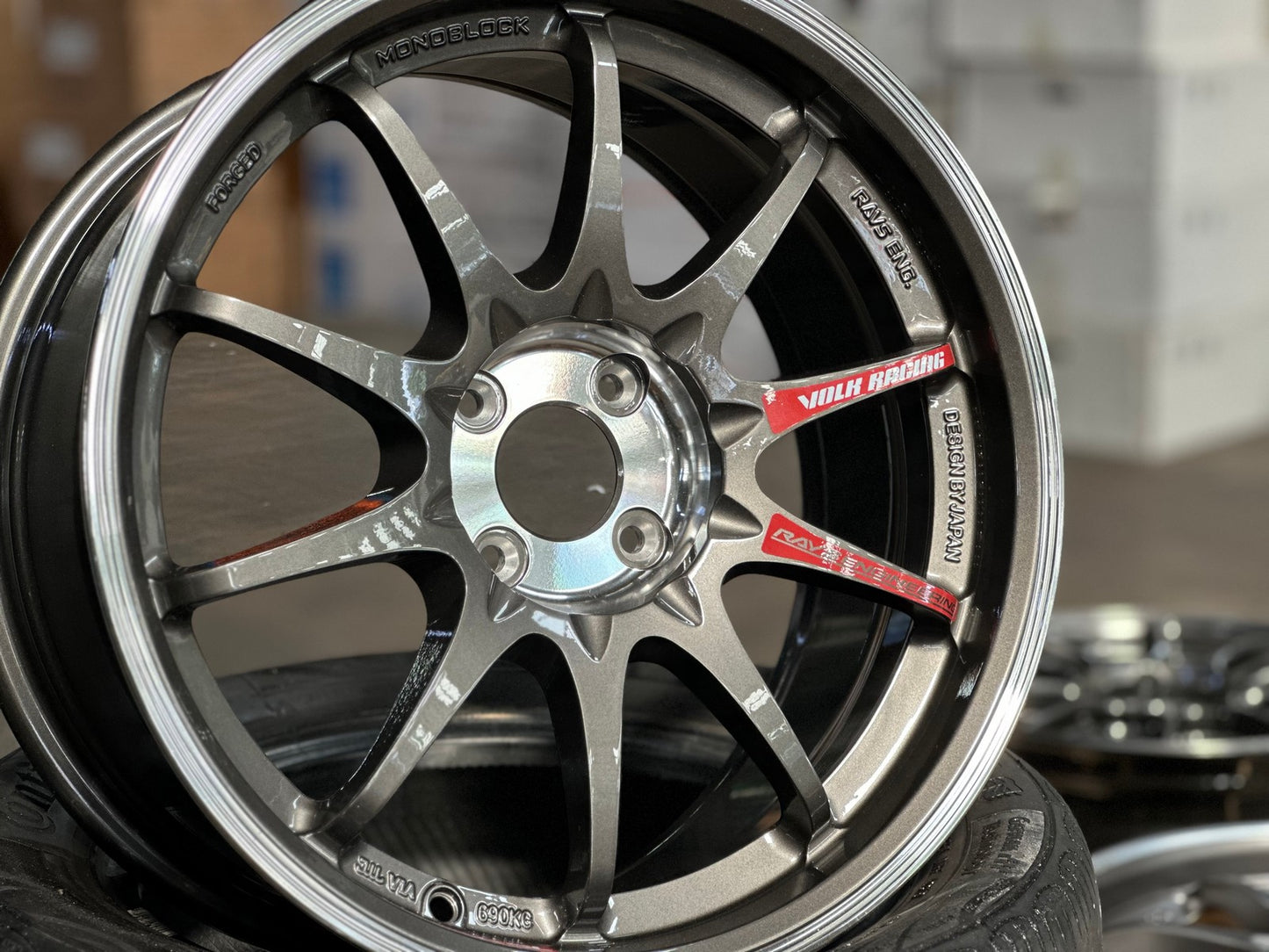 New 17X8 ET40 AOW Flow Formed CE28SLRim (4 wheel) Gloss Gunmetal 4X100