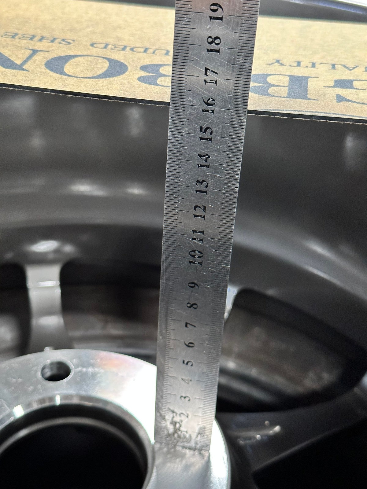 New 18X8.5 ET43 AOW Flow Formed CE28SLRim (4 wheel) Gloss Gunmetal 5X112