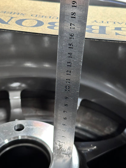 New 18X8.5 ET43 AOW Flow Formed CE28SLRim (4 wheel) Gloss Gunmetal 5X112