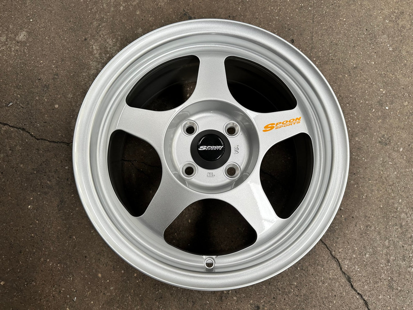 New 15X7 ET41 AOW Flow Formed Spoon Rim (4 wheel) Gloss Silver 4X100