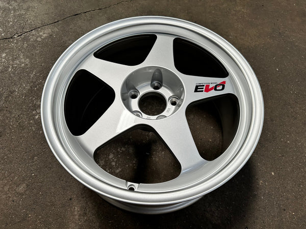 New 18X8.5 ET35 AOW Flow Formed Spoon Rim (4 wheel) Gloss Silver 5X114.3