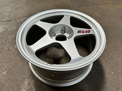 New 18X8.5 ET35 AOW Flow Formed Spoon Rim (4 wheel) Gloss Silver 5X114.3