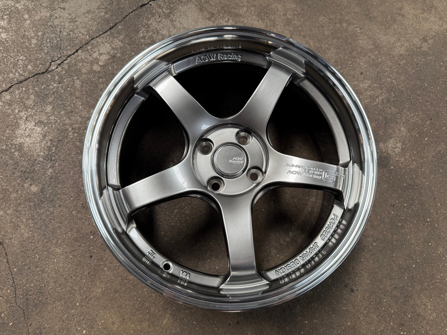 New 17X7.5 ET40 AOW Flow Formed GT Rim (4 wheel) Gloss Gunmetal 4X100