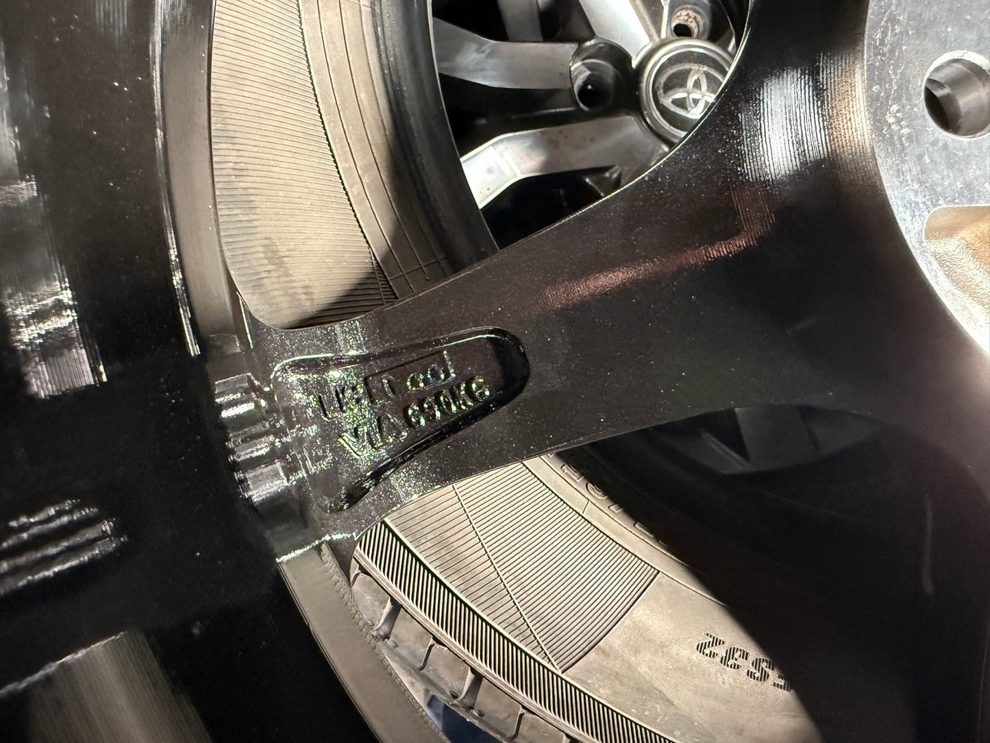 New 17X7.5 ET40 AOW Flow Formed GT Rim (4 wheel) Gloss Black 4X100