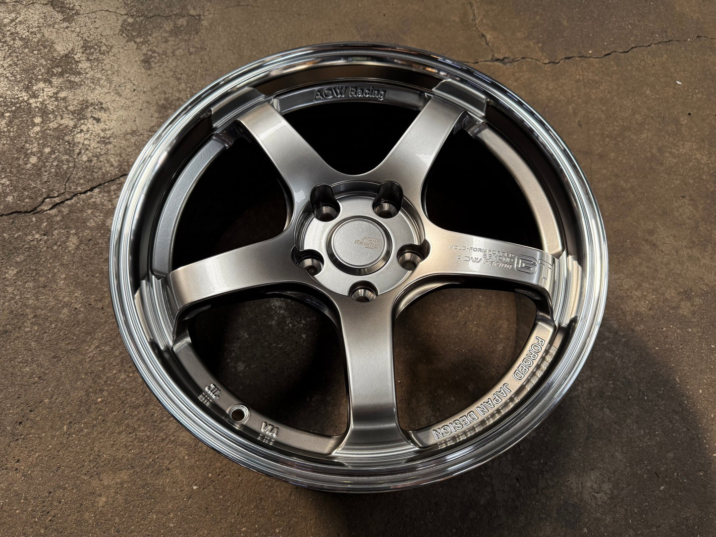 New 17X8 ET35 AOW Flow Formed GT Rim (4 wheel) Hyper Black 5X112