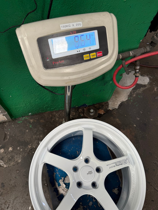 New 18X8.5 ET42 AOW Flow Formed GT Rim (4 wheel) Gloss White 5X114.3