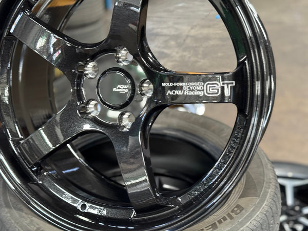 New 18X8.5 ET42 AOW Flow Formed GT Rim (4 wheel) Gloss Black 5X114.3