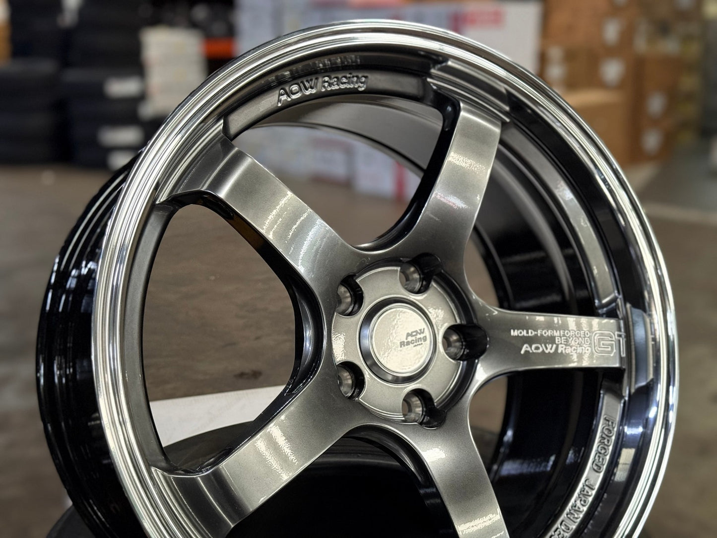 New 18X8.5 ET42 AOW Flow Formed GT Rim (4 wheel) Gloss Gunmetal 5X112