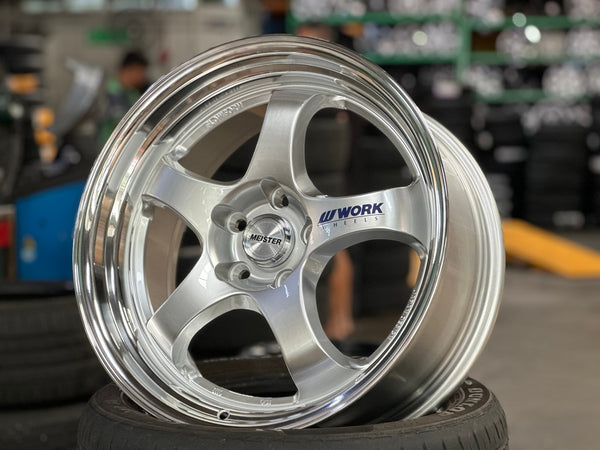 New 18X8.5 ET35 AOW Flow Formed S1R Rim (4 wheel) Gloss Silver 5X112