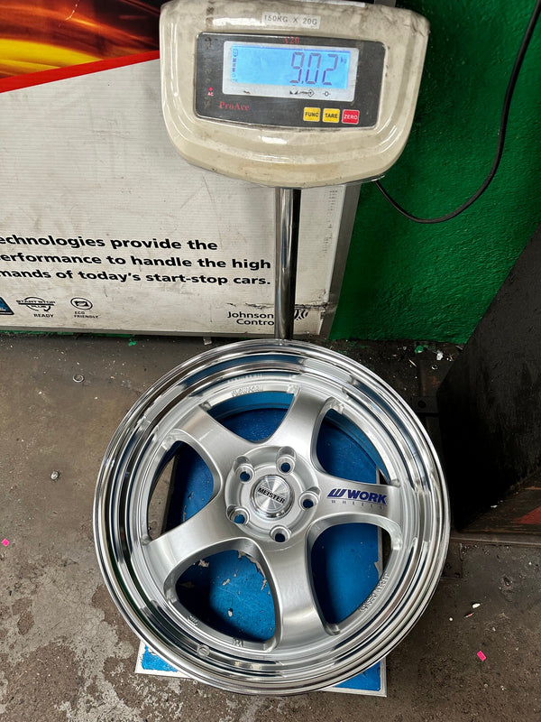 New 18X8.5 ET35 AOW Flow Formed S1R Rim (4 wheel) Gloss Silver 5X112