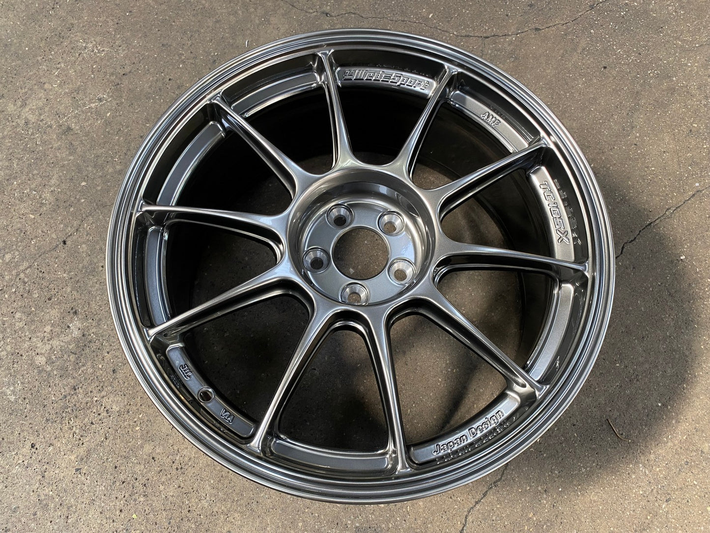 New 18X8.5 ET35 AOW Flow Formed TC105X Rim (4 wheel) Gloss Gunmetal 5X100