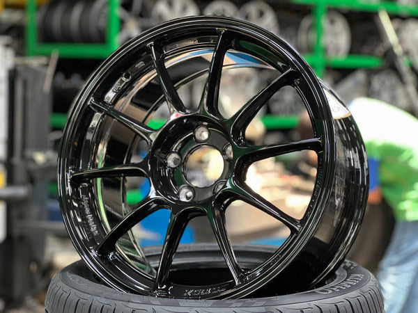 New 18X8.5 ET35 AOW Flow Formed TC105X Rim (4 wheel) Gloss Black 5X112