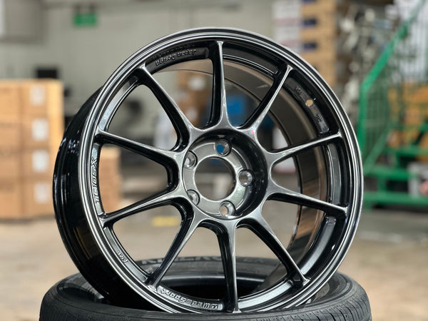 New 18X8.5 ET35 AOW Flow Formed TC105X Rim (4 wheel) Gloss Gunmetal 5X112