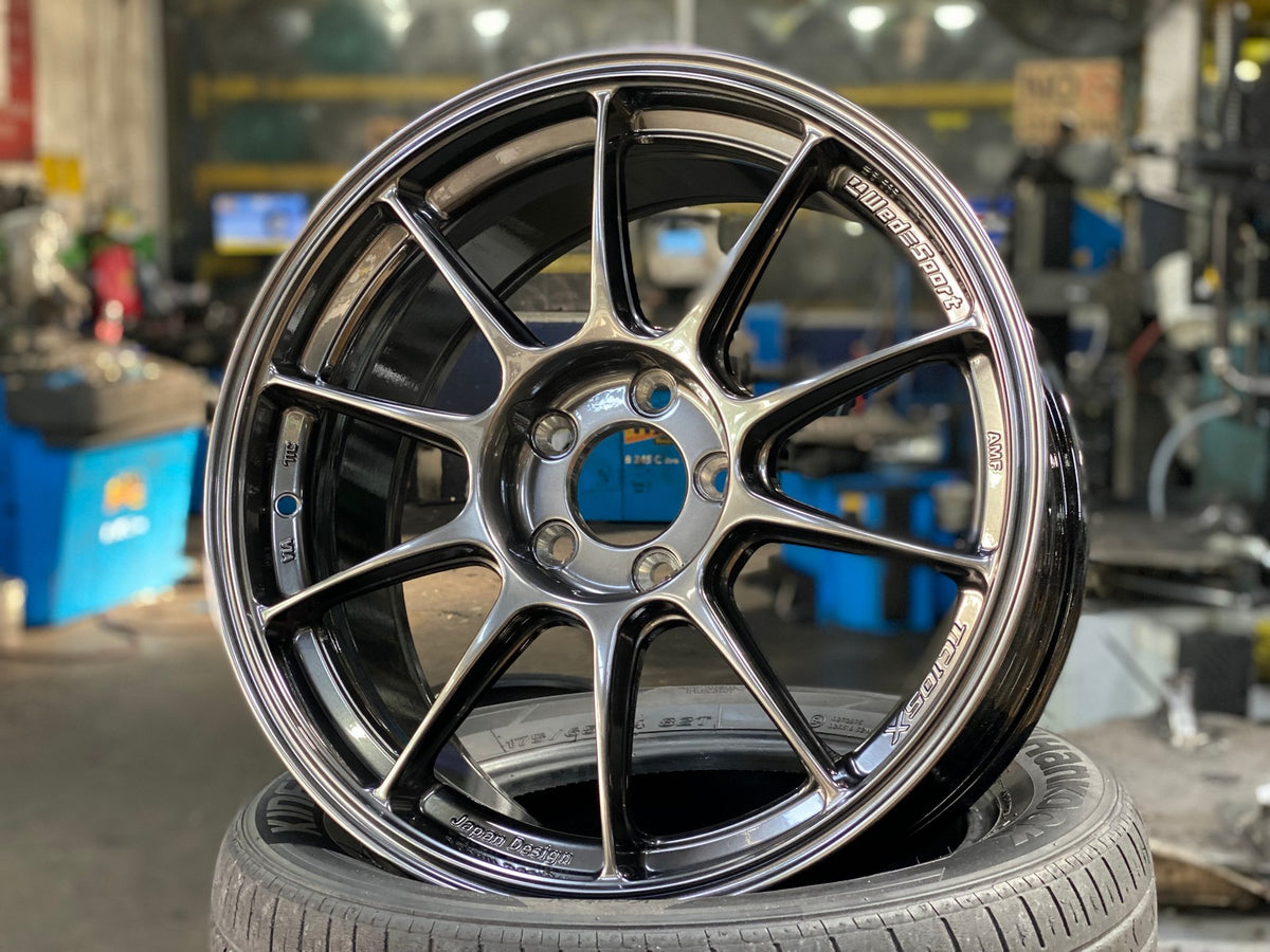 New 18X8.5 ET44 AOW Flow Formed TC105X Rim (4 wheel) Gloss Gunmetal 5X112