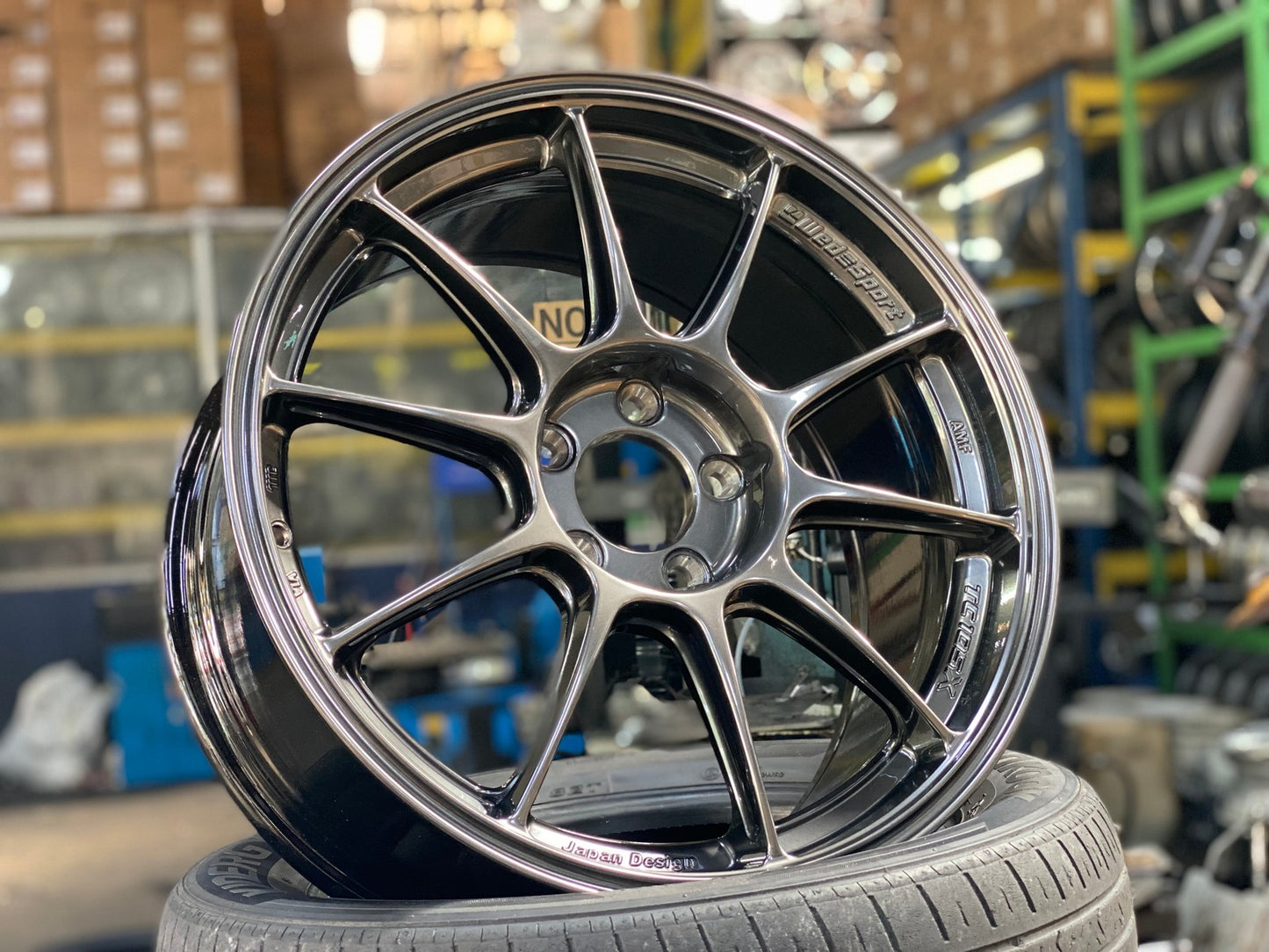 New 18X8.5 ET44 AOW Flow Formed TC105X Rim (4 wheel) Gloss Gunmetal 5X114.3