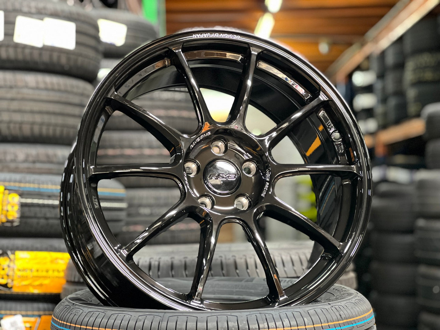 New 19X8.5 ET44 AOW Flow Formed ZE40 Rim (4 wheel) Gloss Black 5X114.3