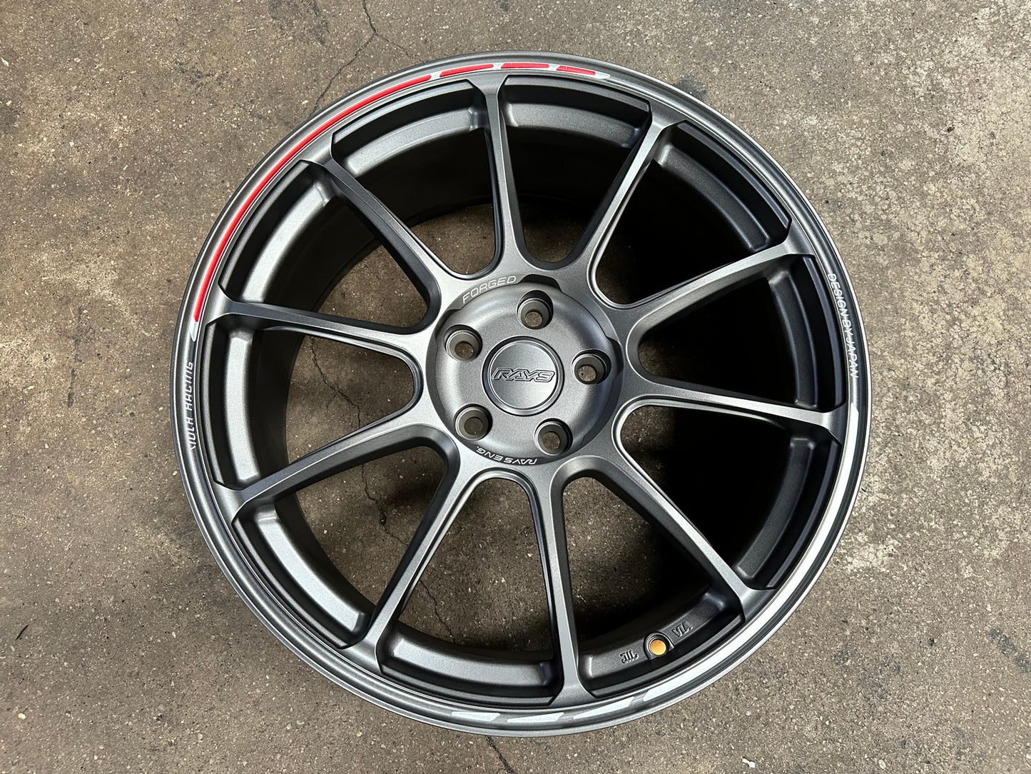 New 19X8.5 ET44 AOW Flow Formed ZE40 Rim (4 wheel) Matt Gunmetal 5X112