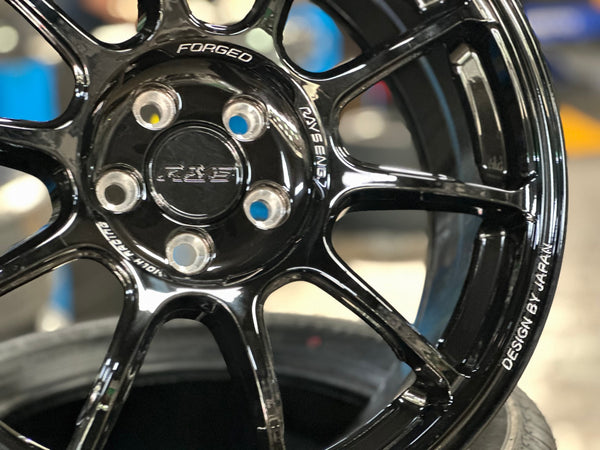 New 17X7.5 ET38 AOW Flow Formed ZE40 Rim (4 wheel) Gloss Black 5X100