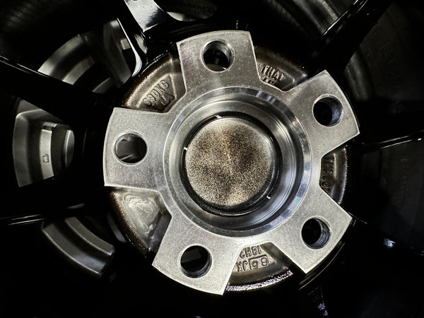 New 18X8.5 ET43 AOW Flow Formed ZE40 Rim (4 wheel) Gloss Black 5X112