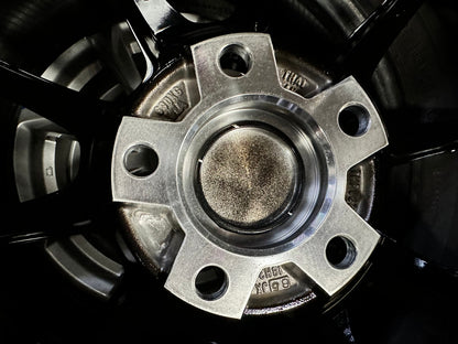 New 18X8.5 ET43 AOW Flow Formed ZE40 Rim (4 wheel) Gloss Black 5X114.3