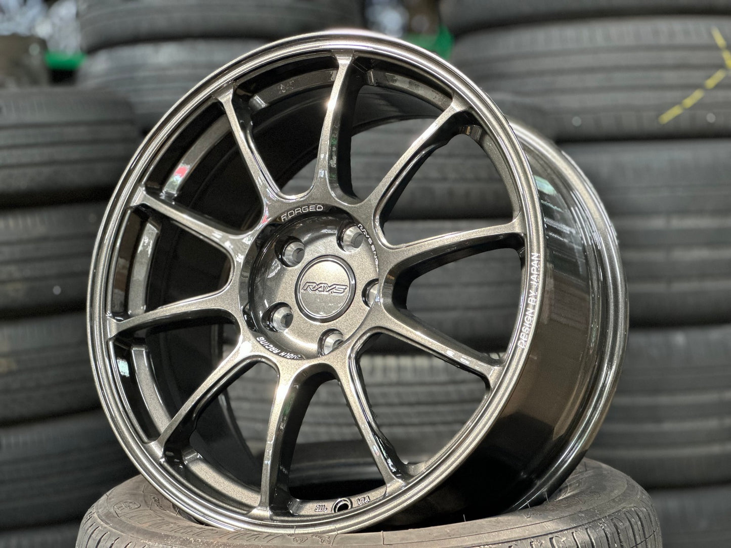 New 18X8.5 ET43 AOW Flow Formed ZE40 Rim (4 wheel) Gloss Gunmetal 5X114.3