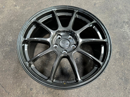 New 18X8.5 ET43 AOW Flow Formed ZE40 Rim (4 wheel) Gloss Gunmetal 5X112