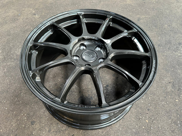 New 18X8.5 ET43 AOW Flow Formed ZE40 Rim (4 wheel) Gloss Gunmetal 5X112