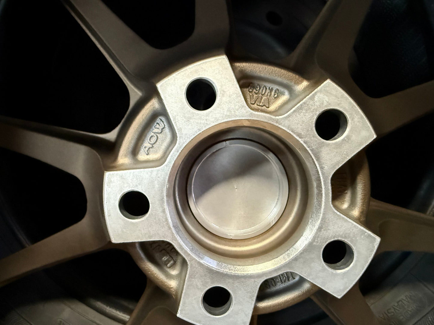 New 19X8.5 ET35 AOW Flow Formed ZE40 Rim (4 wheel) Matt Bronze 5X114.3