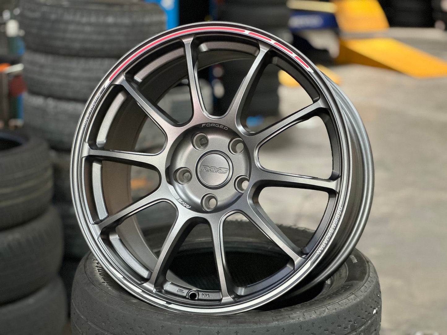 New 18X8.5 ET43 AOW Flow Formed ZE40 Rim (4 wheel) Matt Gunmetal 5X114.3