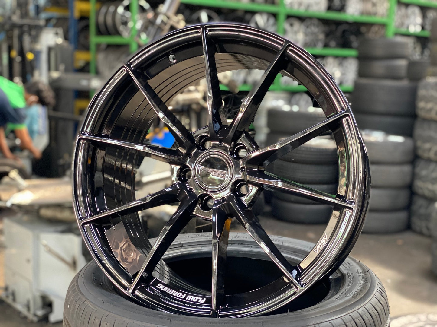 New 18X8.5 ET43 Asga ARF06 Rim (4 wheel) Gloss Black 5X100