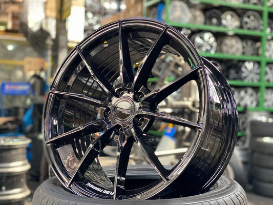 New 18X8.5 ET43 Asga ARF06 Rim (4 wheel) Gloss Black 5X100