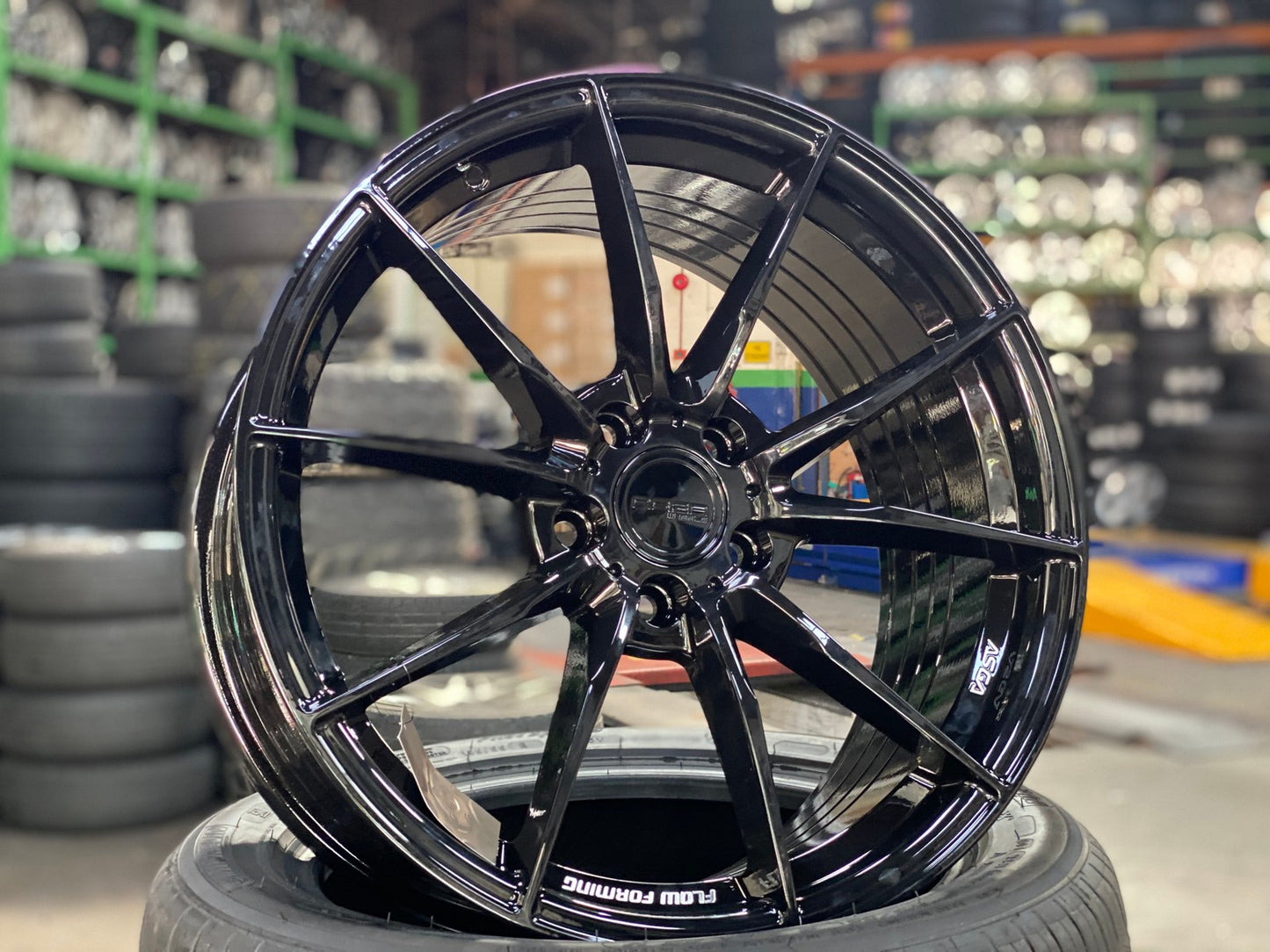 New 18X8.5 ET43 Asga ARF06 Rim (4 wheel) Gloss Black 5X100