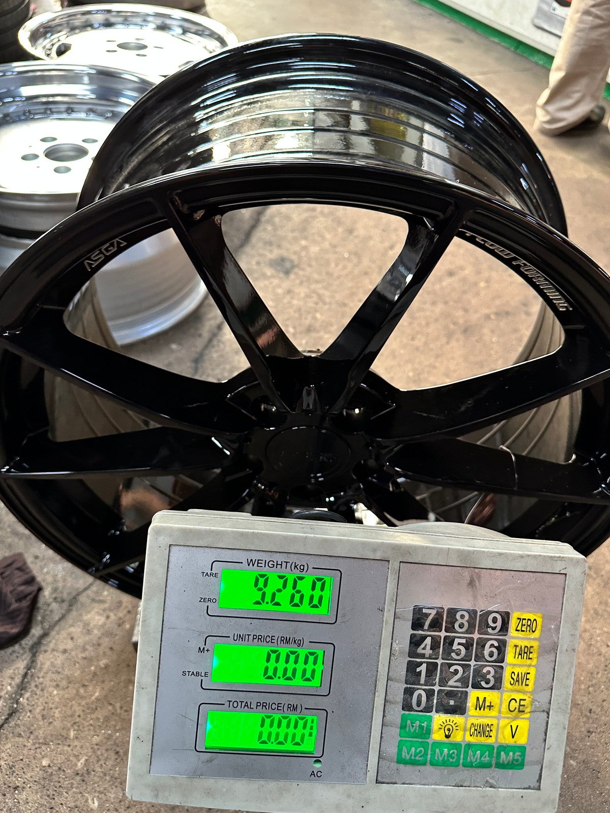 New 18X8.5 ET43 Asga ARF06 Rim (4 wheel) Gloss Black 5X108