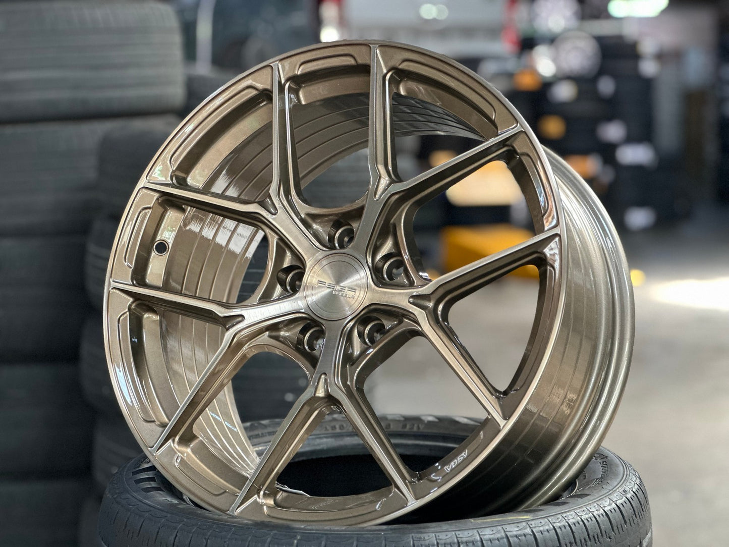 New 18X8.5 ET43 Asga ARF12 Rim (4 wheel) Gloss Bronze 5X112