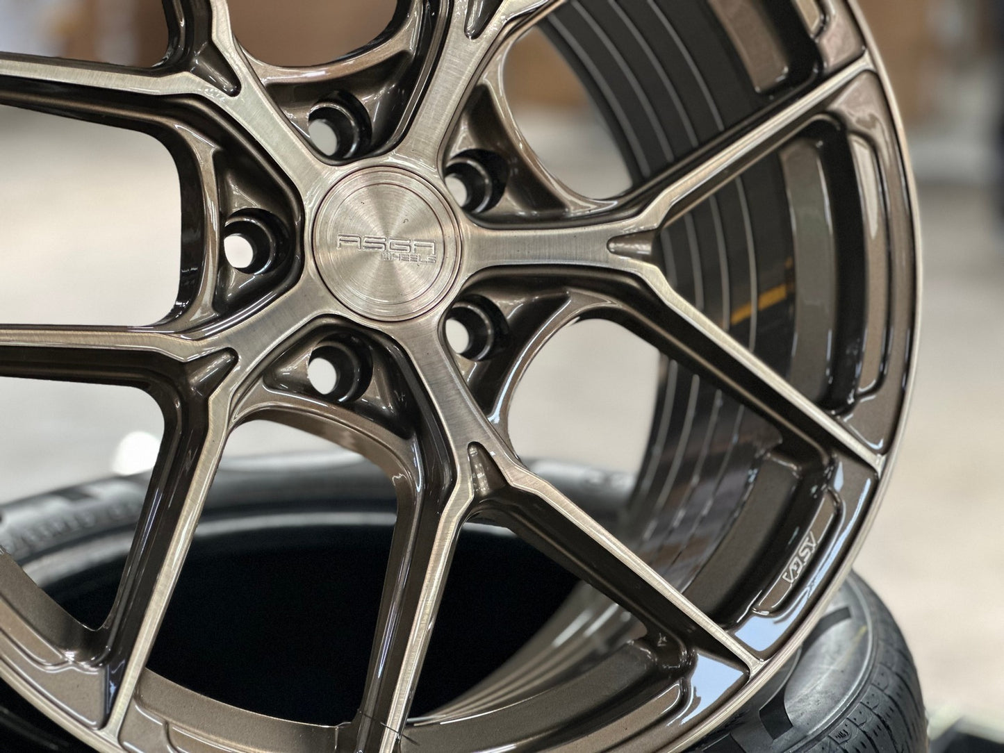 New 18X8.5 ET43 Asga ARF12 Rim (4 wheel) Gloss Bronze 5X112