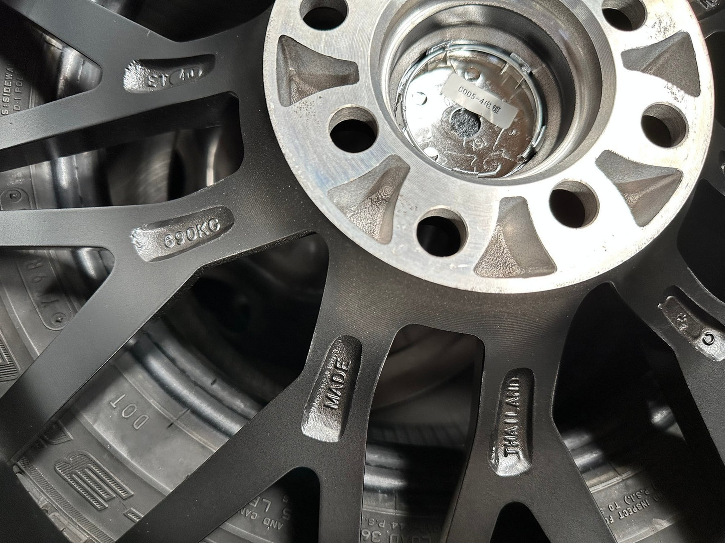 New 17X7.5 ET40 VFF107 Design Rim (4 wheel) Matt Black 4X100