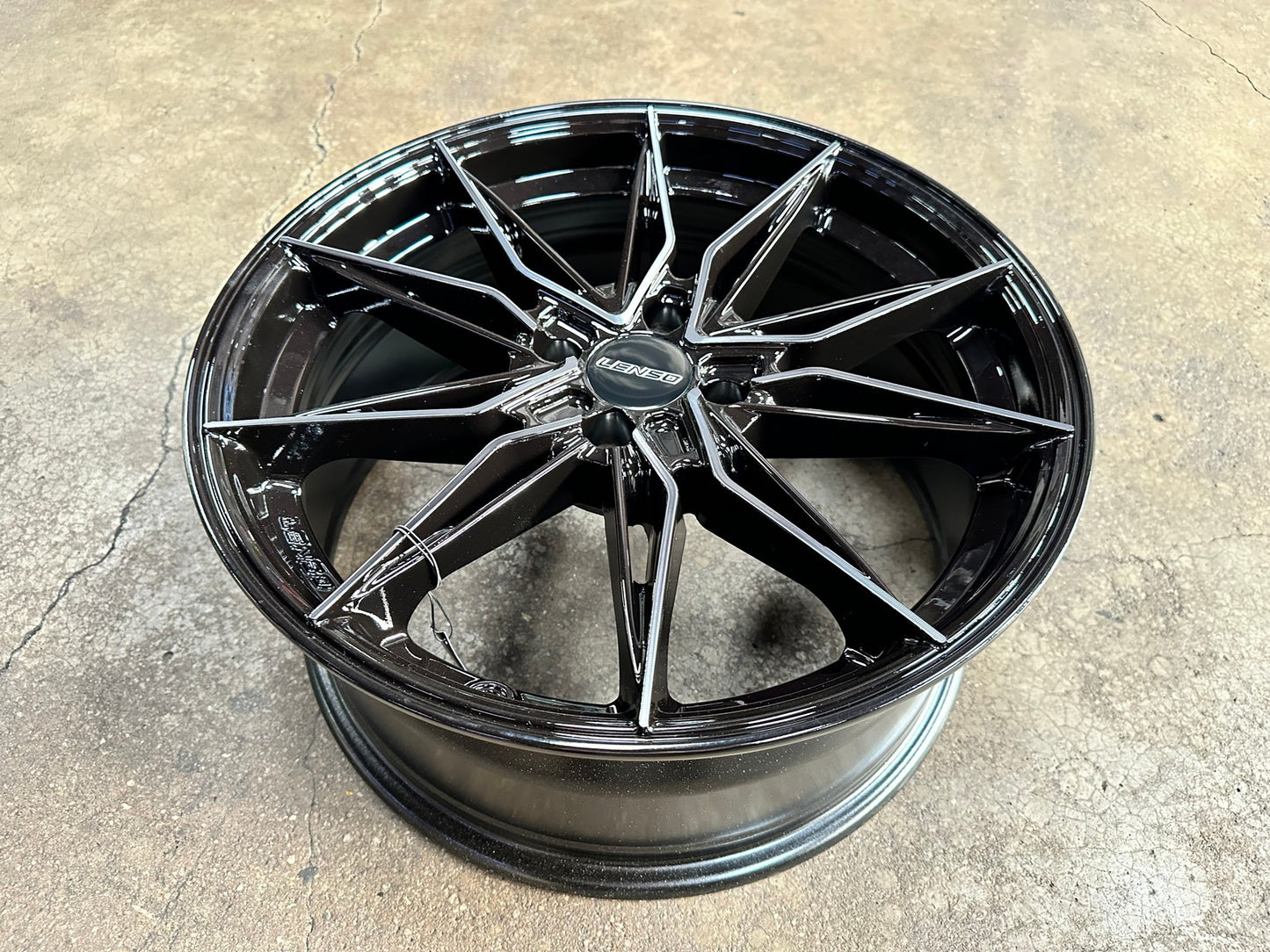 New 17X7.5 ET35 Lenso Barox Rim (4 wheel) Gloss Black 4X100