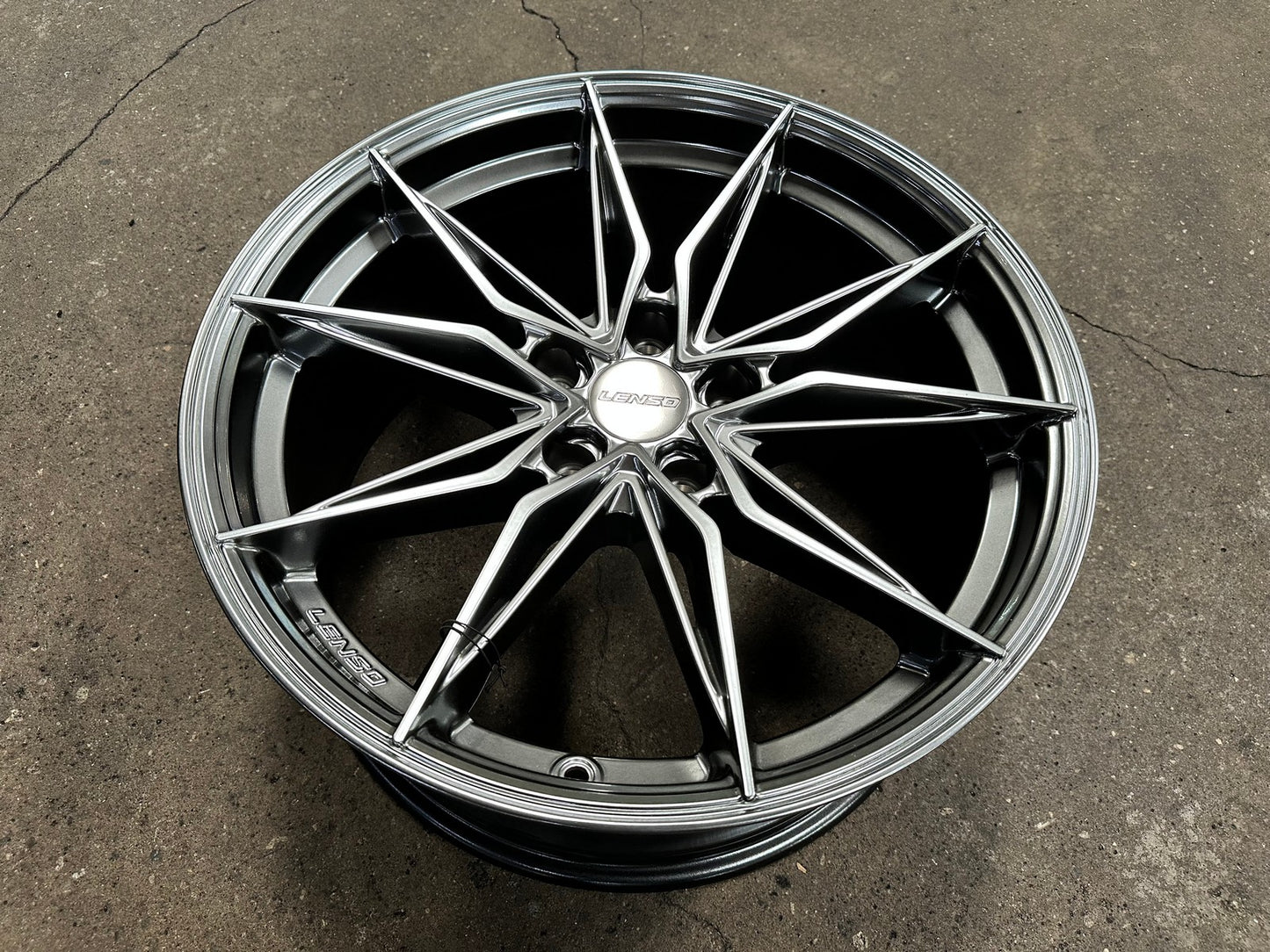 New 18X8.5 ET35 Lenso Barox Rim (4 wheel) Hyper Black 5X114.3