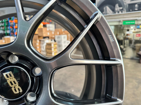 New 19X8.5 ET43 BBS RE-V7 Rim (4 wheel) Gloss Gunmetal 5X112