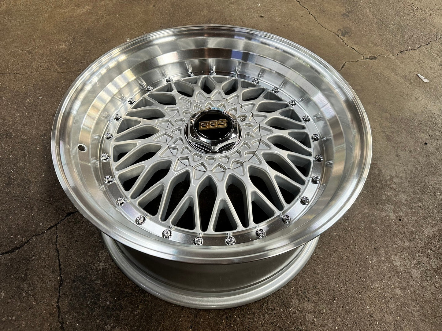 New 17X8.5 ET20 BBS Design RS Classic Rim (4 wheel) Gloss Silver 5X120