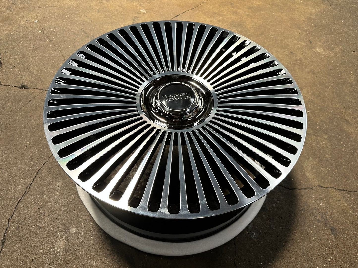 New 22X10 ET38 Overdrive Forged Mansory Rim (4 wheel) Gloss Black 5X120