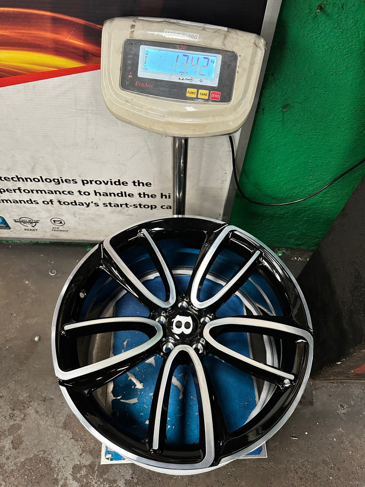 New 20X9.5 ET32 Overdrive Forged Rim (4 wheel) Gloss Black PF 5X112