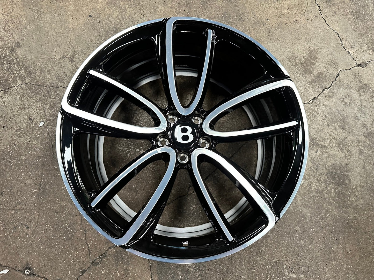 New 21X9.5 ET32 Overdrive Forged Rim (4 wheel) Gloss Black PF 5X112